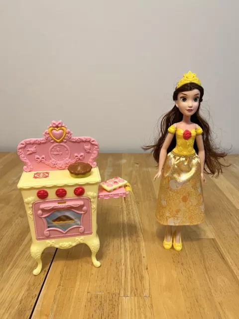 Disney Princess Belle's Royal Kitchen - Fashion Doll and Playset