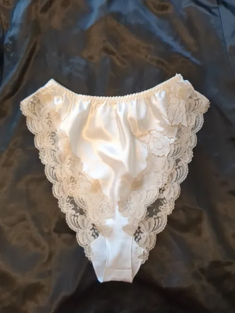 VTG Victoria's Secret Gold Label Liquid Satin Tap Panties Ivory Small NWOT