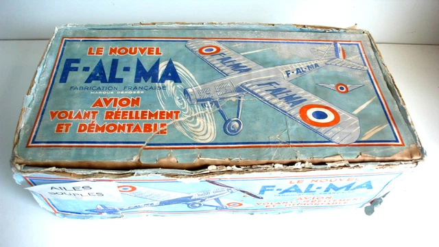 SOLIDO DÉMONTABLE AVION 240 en métal Ancien EUR 65,00