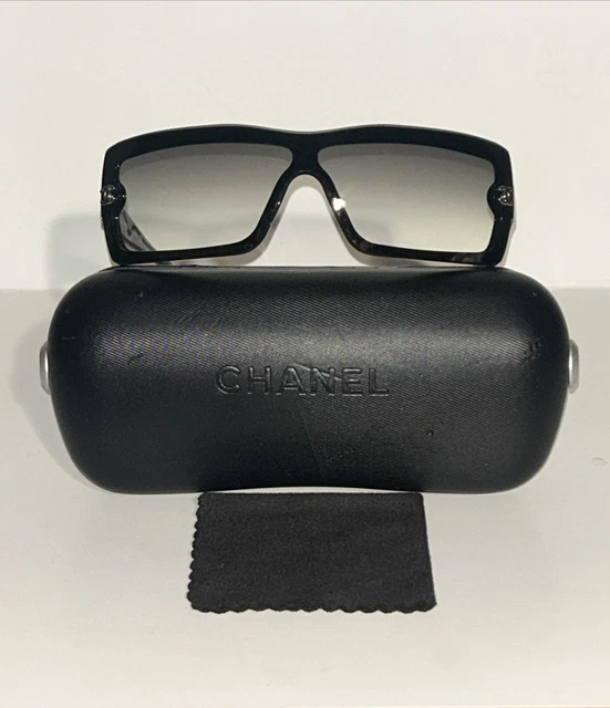 Authentic CHANEL Sunglasses, Model 5067 c.501/8G, Made in Italy, W/case (#5)