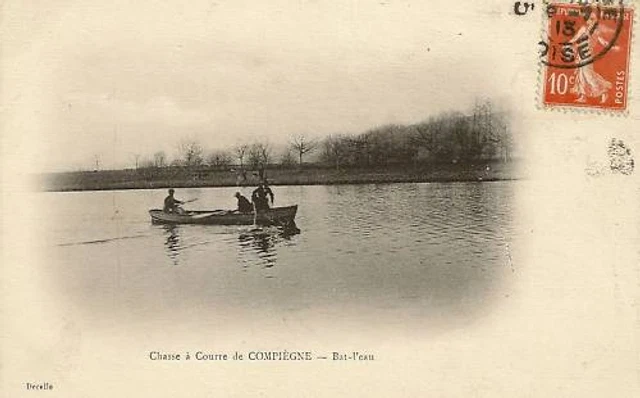 CPA Ancienne – Chasse à Courre / Équipage D'Halatte / La Curée – Oise (60), 1900