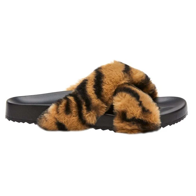 COCONUTS by Matisse Seasons Cheetah  Womens Size 11 M Casual Slippers SEASONS-17