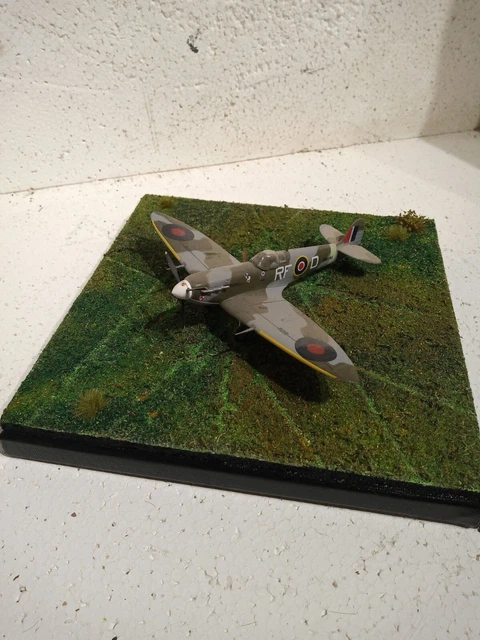GRAS FLUGPLATZ LANDEBAHN Diorama Basis Zweiter Weltkrieg 1/72 1/48 ...