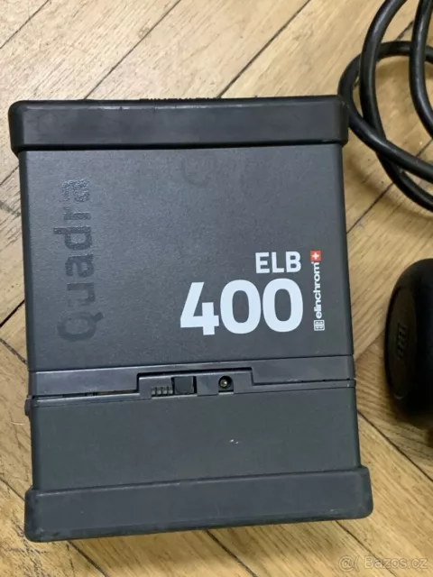 Elinchrom Quadra elb-400 with quadra PRO head + umbrella