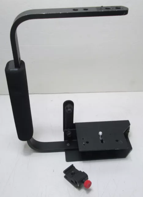 Stroboframe Flip Flash Camera Bracket 310-900 for Digital & 35mm Film Cameras Stroboframe Flip Flash Camera Bracket 310-900 for Digital & 35mm Film Cameras