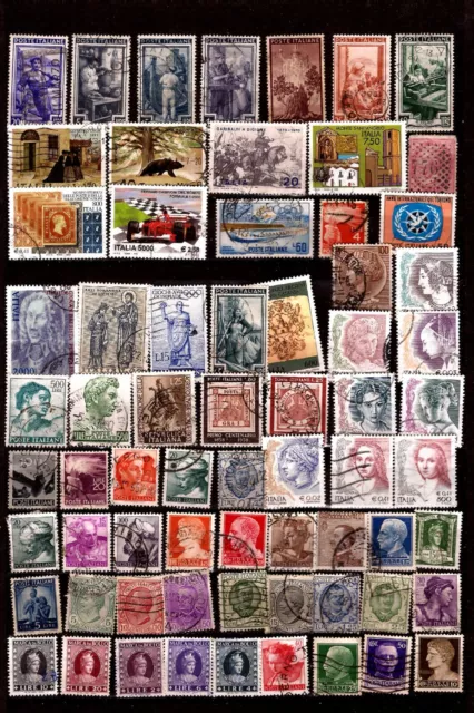 ZY2239 ITALIE. 100 timbres oblitères: sujets divers et variés, tous différents
