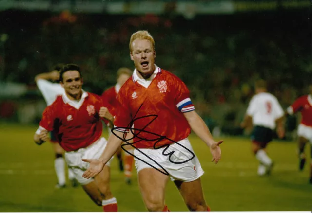 Netherlands Ronald Koeman Hand Signed 12x8 Photo Holland.