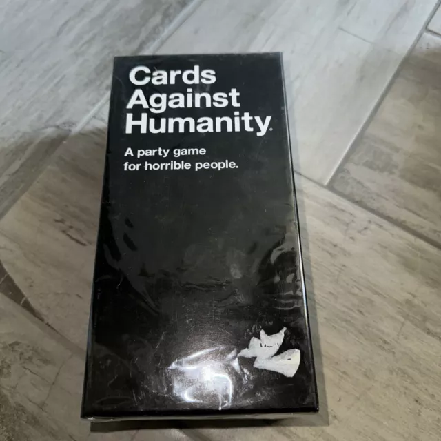 Cards Against Humanity Base Game: Starter Set 600 Cards Brand New