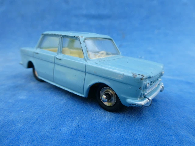 Dinky Toys Mercedes Benz LP 1920 N°917 1:50 à Réparer - Collectionneur