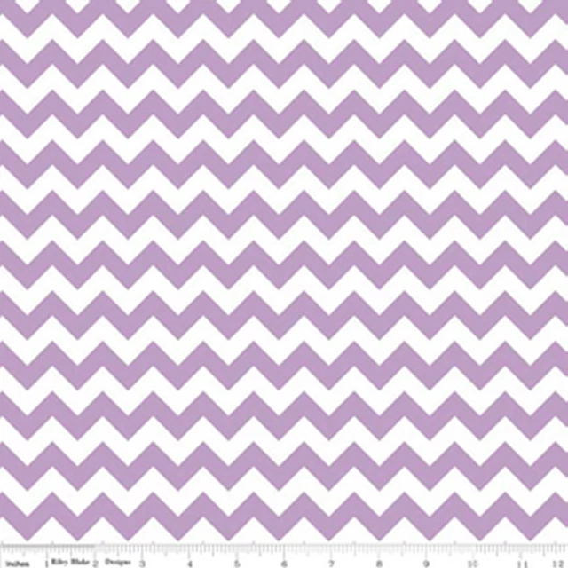 Small Chevron - Lavender White - C340 - Riley Blake Fabric FAT QUARTER (fq086)