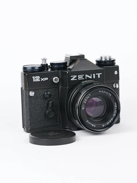 Zenit 12 XP + Objectif Helios 58mm F/2 - Appareil Photo Argentique 35mm - Excellent état