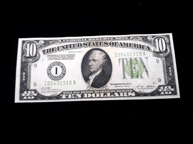 SCARCE LIGHT HIGH GRADE 1928-B $10 Federal Reserve Note LGS Minneapolis    #1