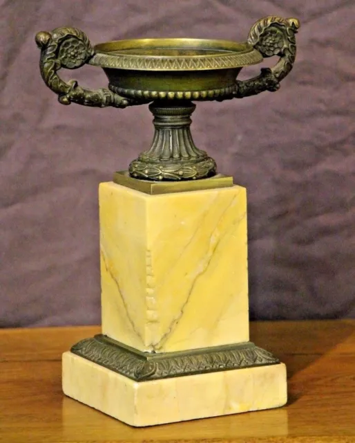 Tall French Empire patinated bronze ormolu URN marble vase 1820 cassolette Tazza