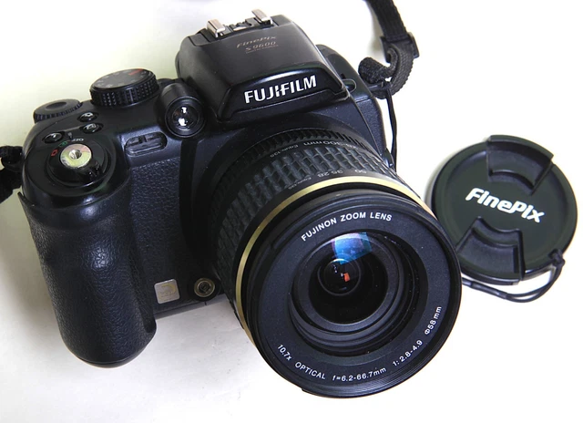 Fuji S9600 Fujifilm Finepix S9500 Price Fuji FinePix S9600 D-SLR