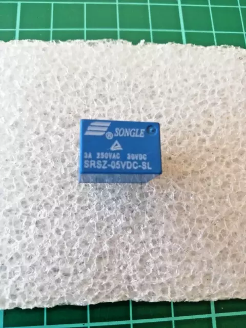 10 pezzi SRSZ-05VDC-SL Relay Relè 5V Dc 3A Singolo 1 Scambio Songle SPST PCB
