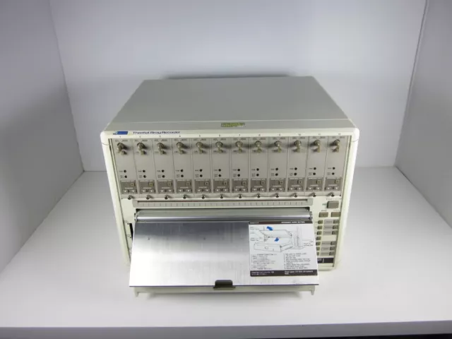 Nihon Kohden Registratore array termico (12 cv) RTA-1300