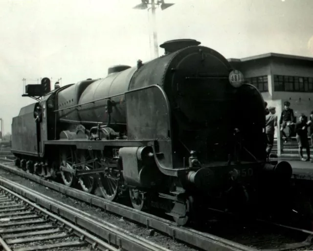 Southern Rail SR 850 Lord Nelson train steam locomotive photograph railway #76