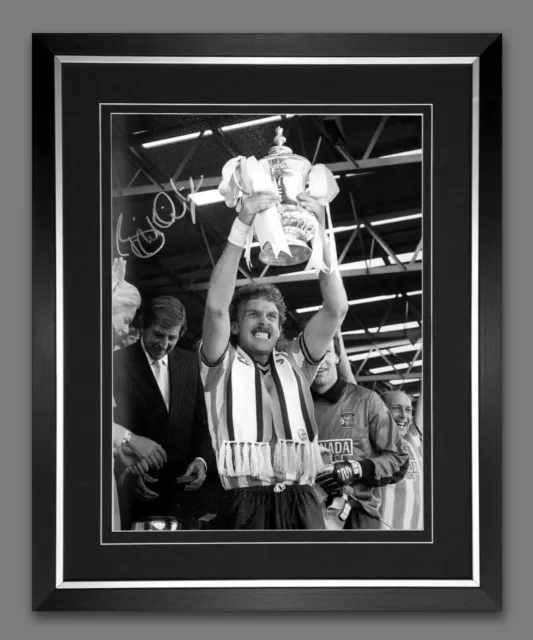 Brian Kilcline Coventry City Signed And Framed 12x16 Football Photograph