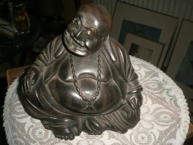 Antike asiatische Holzfigur - Sitzender,lächelnder Buddha -