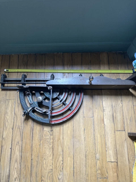 OLD TOOL / OUTIL ANCIEN XIXe, plane de tanneur signée LUTZ