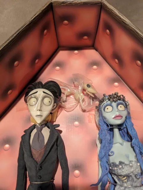 Corpse Bride Victor & Emily Doll w/Scraps Coffin Tim Burton NIB PX Exclusive 2