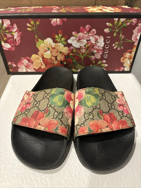 Gucci bloom deals flip flops