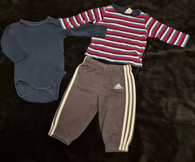 Adidas Baby Jungen Outfit Set Gr. 68 Hose Jogginghose Anzug Langarmshirt Shirt