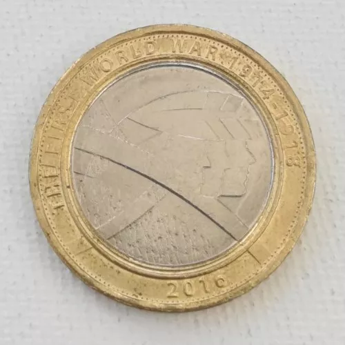 £2 coin circulated. Two pounds. 2016. First World War Centenary The Army WW1