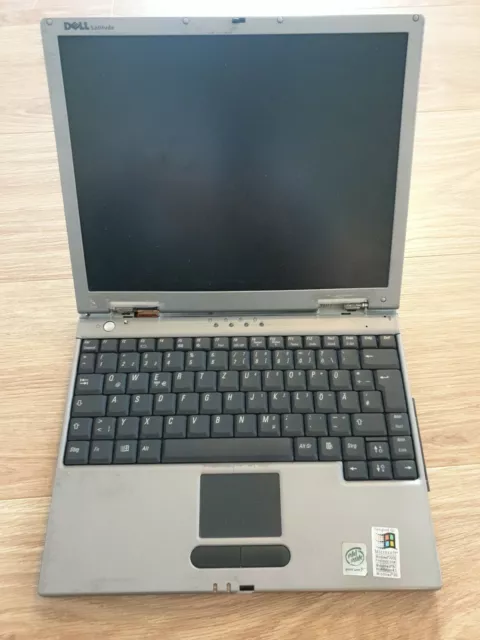 Dell latitude L400 -  kleines Notebook 12,2" - subnotebook - nur für Ersatzteile