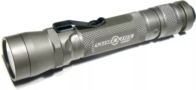 Surefire A2 AVIATOR RED Flashlight USED ++++ 4 rechargeable 123A batteries!!! Surefire A2 AVIATOR RED Flashlight USED ++++ 4 rechargeable 123A batteries!!!