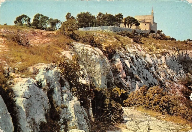 CAVAILLON - LA CHAPELLE DE L'HERMITAGE (Vaucluse)