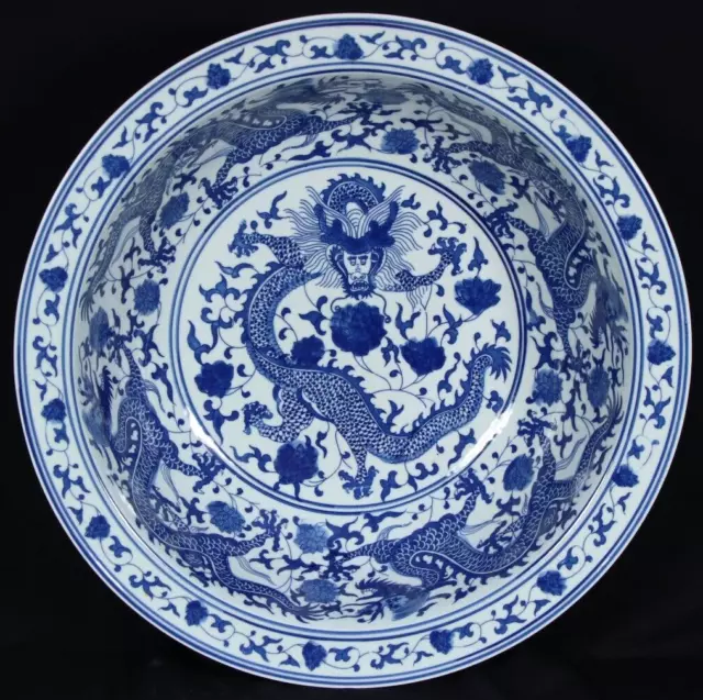 Porzellan Drachen Schale China mit Wanli Marke 19. Jh. Qing huge porcelain bowl