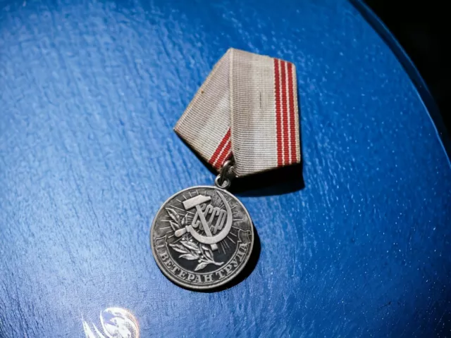 Médaille soviétique de vétéran du travail Original URSS CCCP Russie Soviet