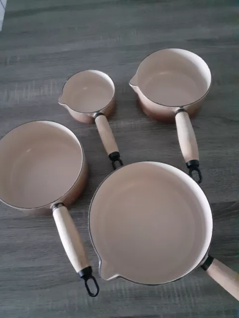 Lot de 4 casseroles  / fonte émaillée / Style Le Creuset - France  French