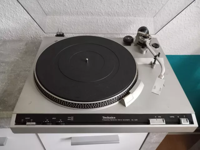 Plattenspieler Technics SL 220 vintage