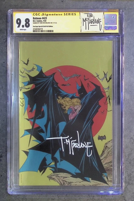 Batman #423 (2022 DC Comics) SIGNED Todd McFarlane Gold Foil Variant CGC 9.8