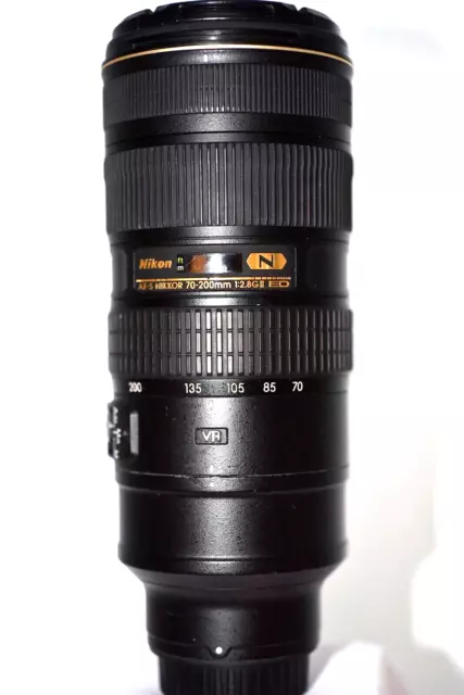 Nikon N AF-S Nikkor 70-200mm f/2.8G ED VR II Lens. "AUTO FOCUS ERRATIC". EXC++.