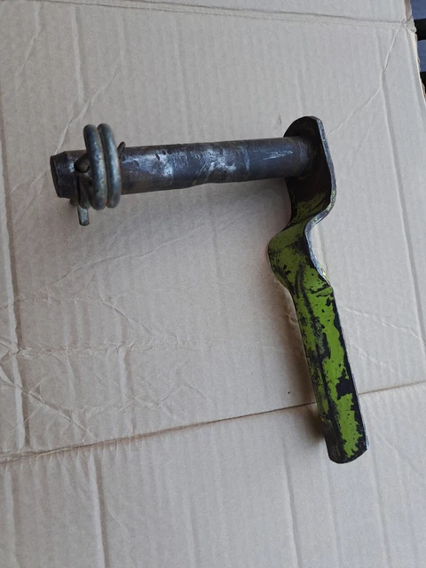 AHK, Bolzen, Deichsel Bolzen  Claas Markant