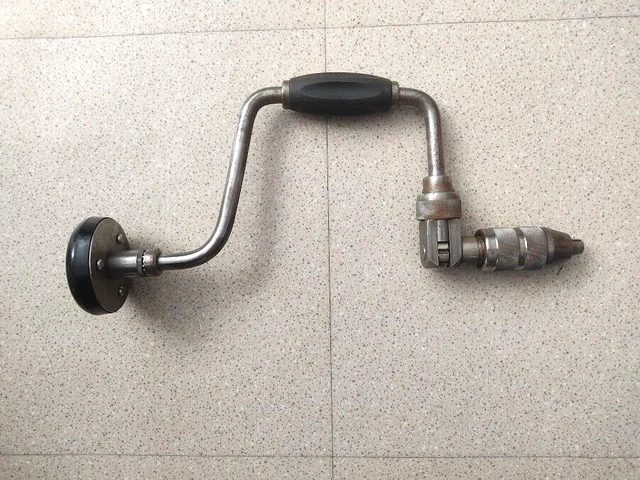 Ancienne Chignole (perceuse à Main) – Outil Vintage Fonctionnel