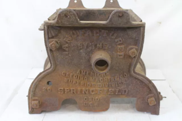 Vintage American Seeding Machine Company Seed Drill End Cast Iron Hopper Rare Vintage American Seeding Machine Company Seed Drill End Cast Iron Hopper Rare