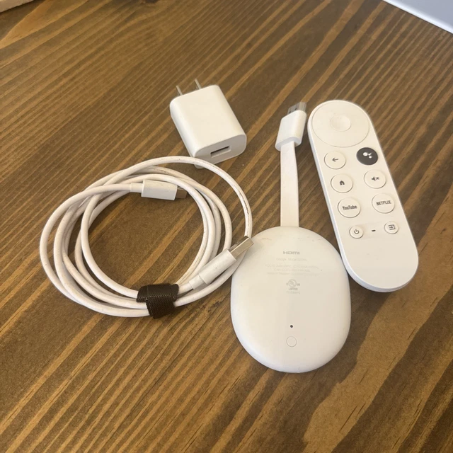 3、Chromecast with Google TV 4K GZRNL Google Chromecast with Google TV 4K UHD Media Streamer