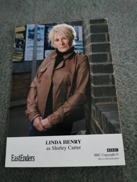 Eastenders Unsigned Cast Card Of Linda Henry