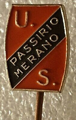 Distintivo calcio⚽PASSIRIO MERANO pin BOLZANO spilla TRENTINO ALTO ADIGE ago 