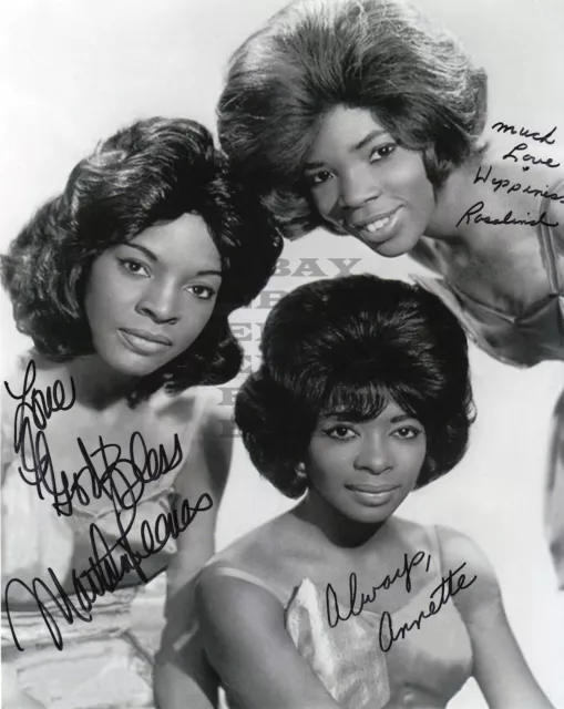 Martha and the Vandellas Autographed signed 8x10 Photo Reprint