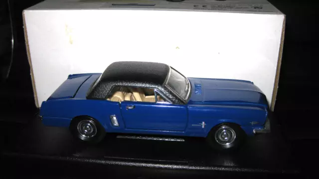 1/34 Scale 1965 Ford Mustang Convertible Navy  Blue  Roof Up Official Ford Item