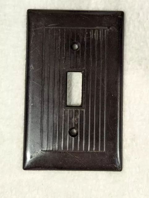 Vtg Eagle Sierra Bakelite Ribbed Outlet Wall Switch Plate Covers ~ Classic Brown