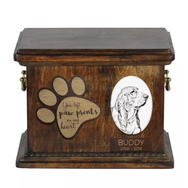 Basset Hound - Urn for dog’s ashes with ceramic plate and description, ArtDog UK