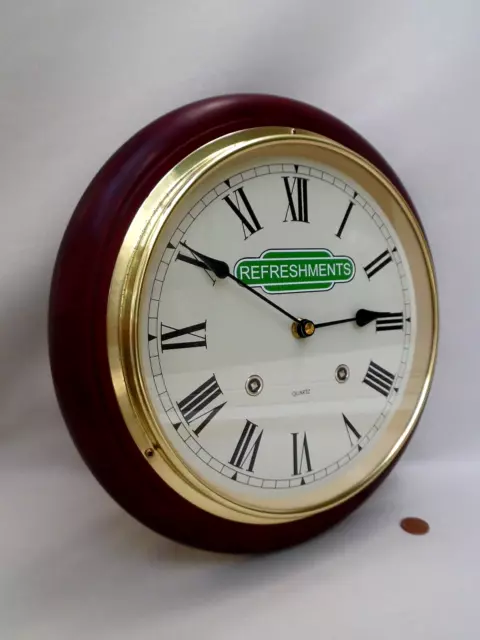 Orologio Da Parete Rinfreschi Stazione Ferroviaria, Legno Scuro & Ottone, Arredamento Ferroviario Retrò