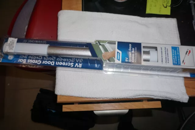 Camco Screen Door Cross Bar White Handle 42186