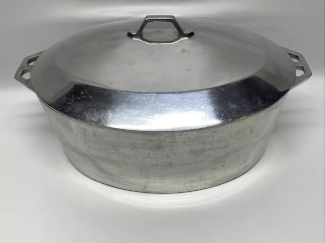 https://www.picclickimg.com/ZFEAAOSwZvBhdq-V/Super-Maid-Supreme-Cookware-Aluminum-6-Qt-Oval.webp